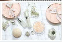 Load image into Gallery viewer, 🎀 Free Beauty Sample With Any Purchase 🎀