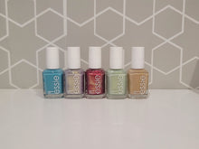 Load image into Gallery viewer, Essie Peppermint Condition Nail Lacquer 1654