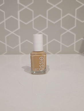 Essie Centerpiece of Attention Nail Lacquer 1734