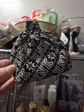 Load image into Gallery viewer, VS Pink Drawstring Pouch Perfume Bags