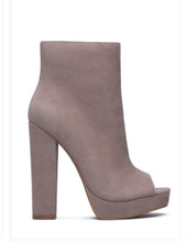 Load image into Gallery viewer, Kimara Bootie (taupe)