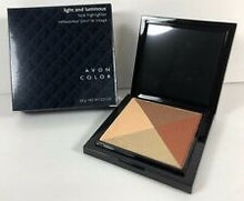 Load image into Gallery viewer, Avon Light &amp; Luminous Face Highlighter (Warm Shimmers)